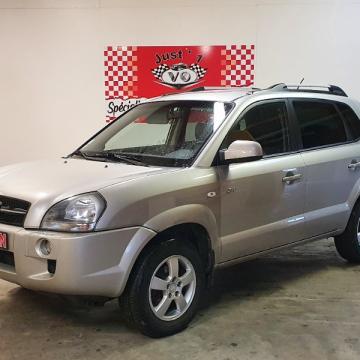 !!! A SAISIR !!! TRES BEAU HYUNDAI TUCSON 4WD 2.0 CRDI 140 CV PACK CONFORT !!! A SAISIR !!! TRES BEAU HYUNDAI TUCSON 4WD 2.0 CRDI 140 CV PACK CONFORT