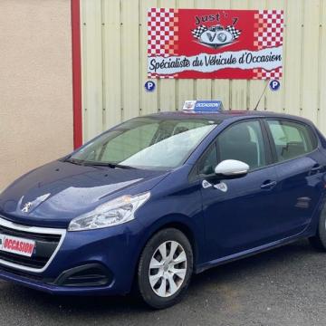 IDEAL JEUNE PERMIS!!! SUPERBE PETITE PEUGEOT 208 LIKE-1.2 PURE TECH 68CH  