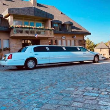 LOCATION DE LIMOUSINE ( MARIAGE, BAPTEME, ANNIVERSAIRE, ETC, ) APPELEZ NOUS !!!