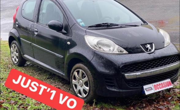 IDEAL JEUNE PERMIS,PETITE PEUGEOT 107 1.0e 68CH BLUE LION ACTIVE, 5 PORTES  