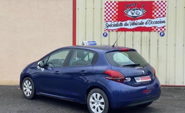 IDEAL JEUNE PERMIS!!! SUPERBE PETITE PEUGEOT 208 LIKE-1.2 PURE TECH 68CH  